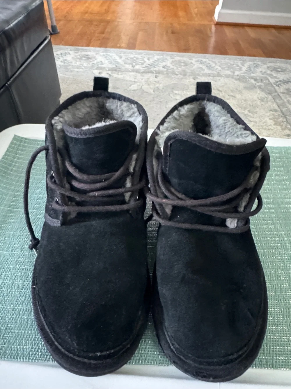 UGG Neumel Chukka Boot Men’s Size 9